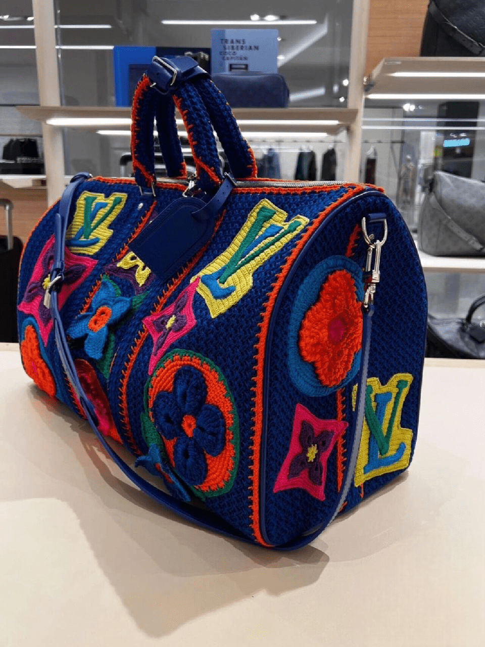 L.V
Crochet Keepall Bandoulière 50cm - KEITHWEAR.COM