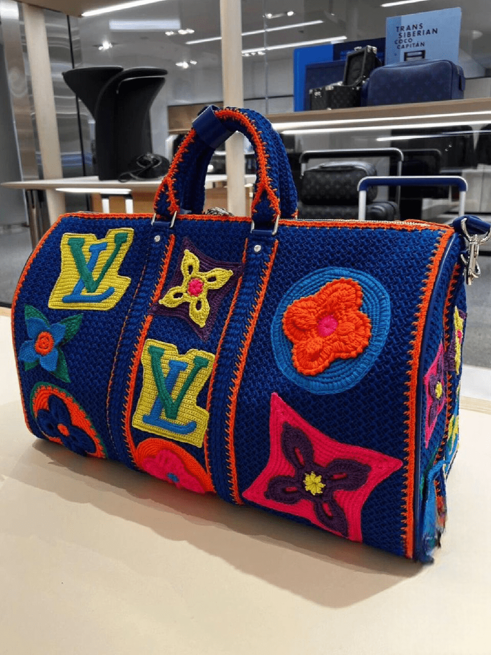 L.V
Crochet Keepall Bandoulière 50cm - KEITHWEAR.COM